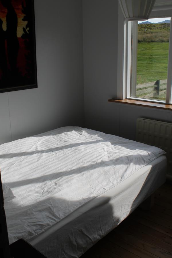 Midhop Guesthouse Thingeyrar Kültér fotó