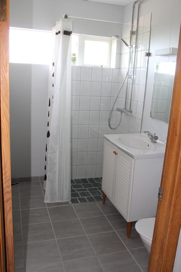 Midhop Guesthouse Thingeyrar Kültér fotó