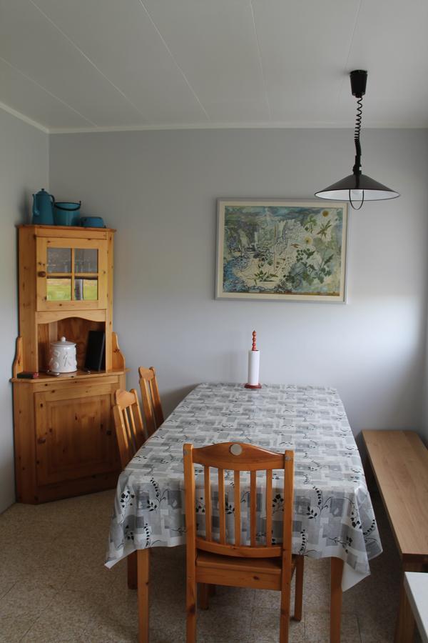 Midhop Guesthouse Thingeyrar Kültér fotó