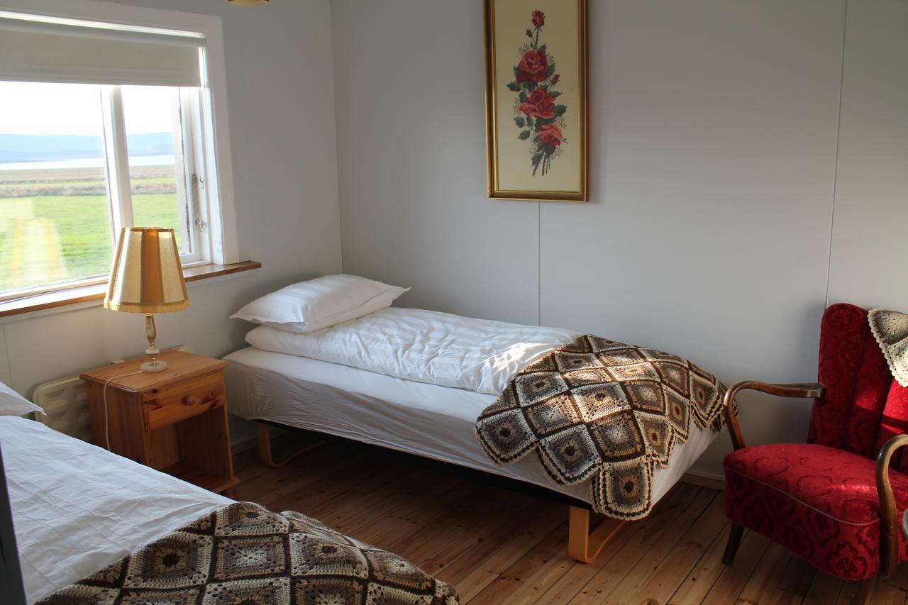 Midhop Guesthouse Thingeyrar Kültér fotó